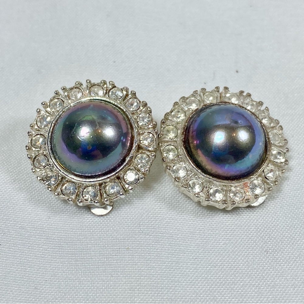 Vintage Black Iridescent Pearl Rhinestone Halo Clip On Earrings Retro